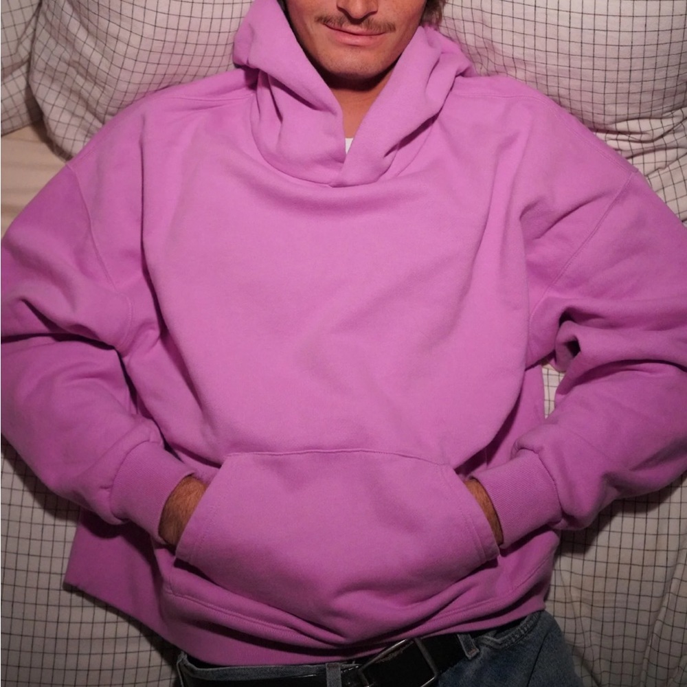 NWT Pink graviet hoodie